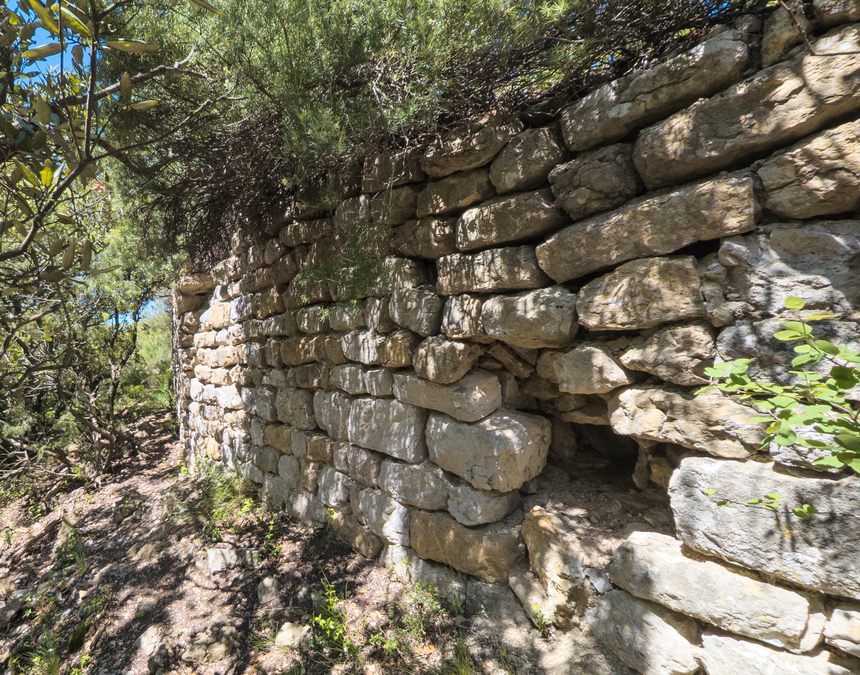 Pourrières, sentier de l’Aubenade
