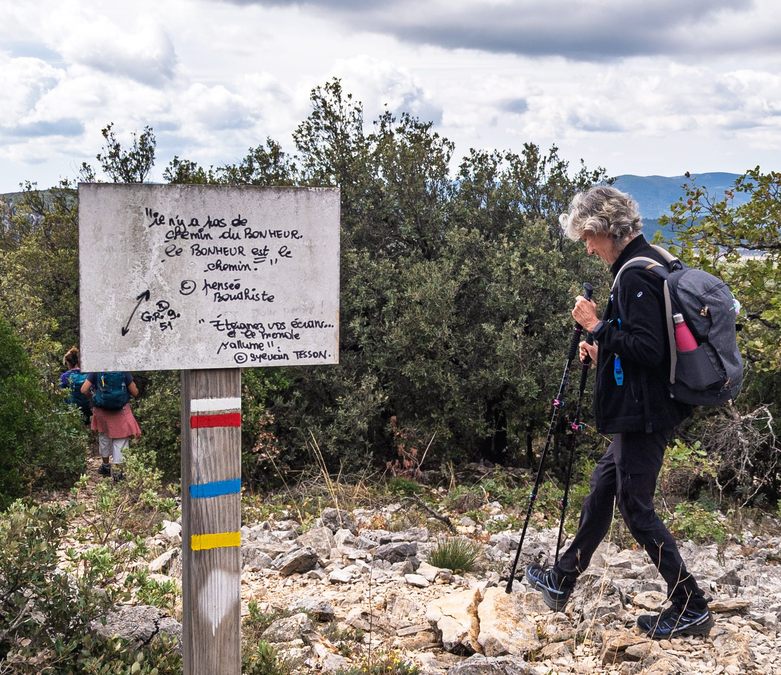 Néoules, pilon Saint Clément