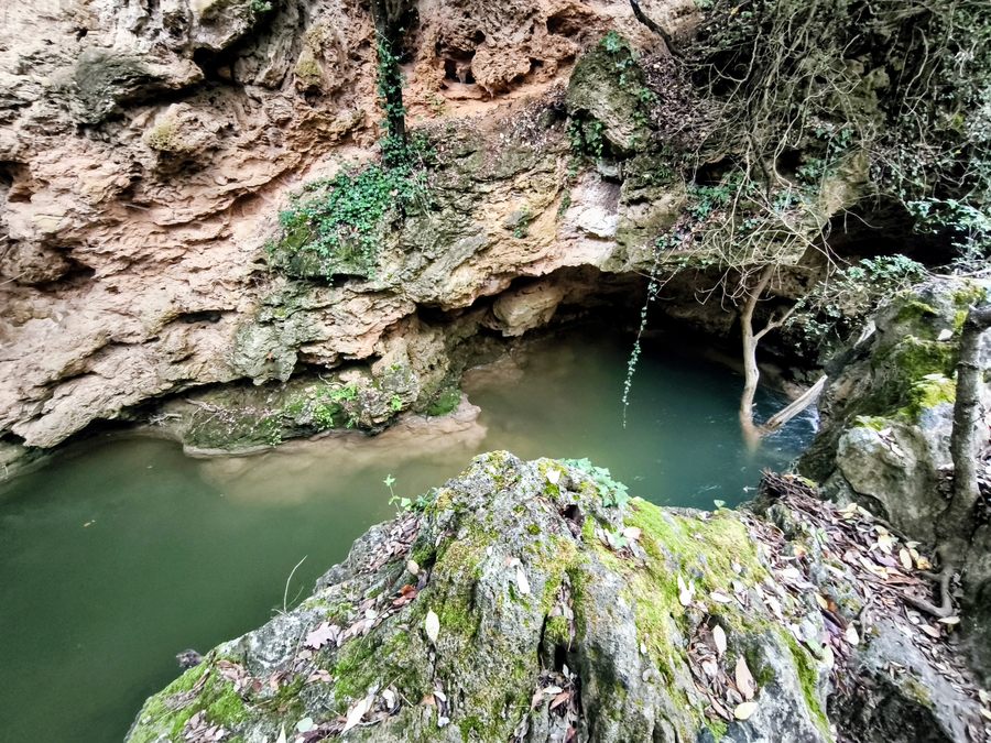 Barjols, Pontevès, les Carmes