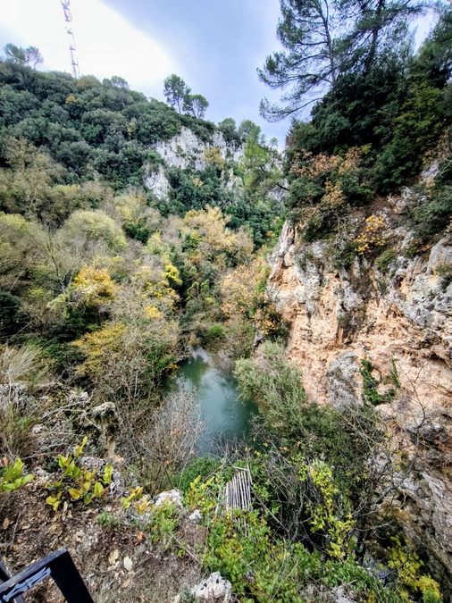 Barjols, Pontevès, les Carmes