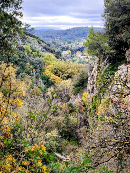 Barjols, Pontevès, les Carmes